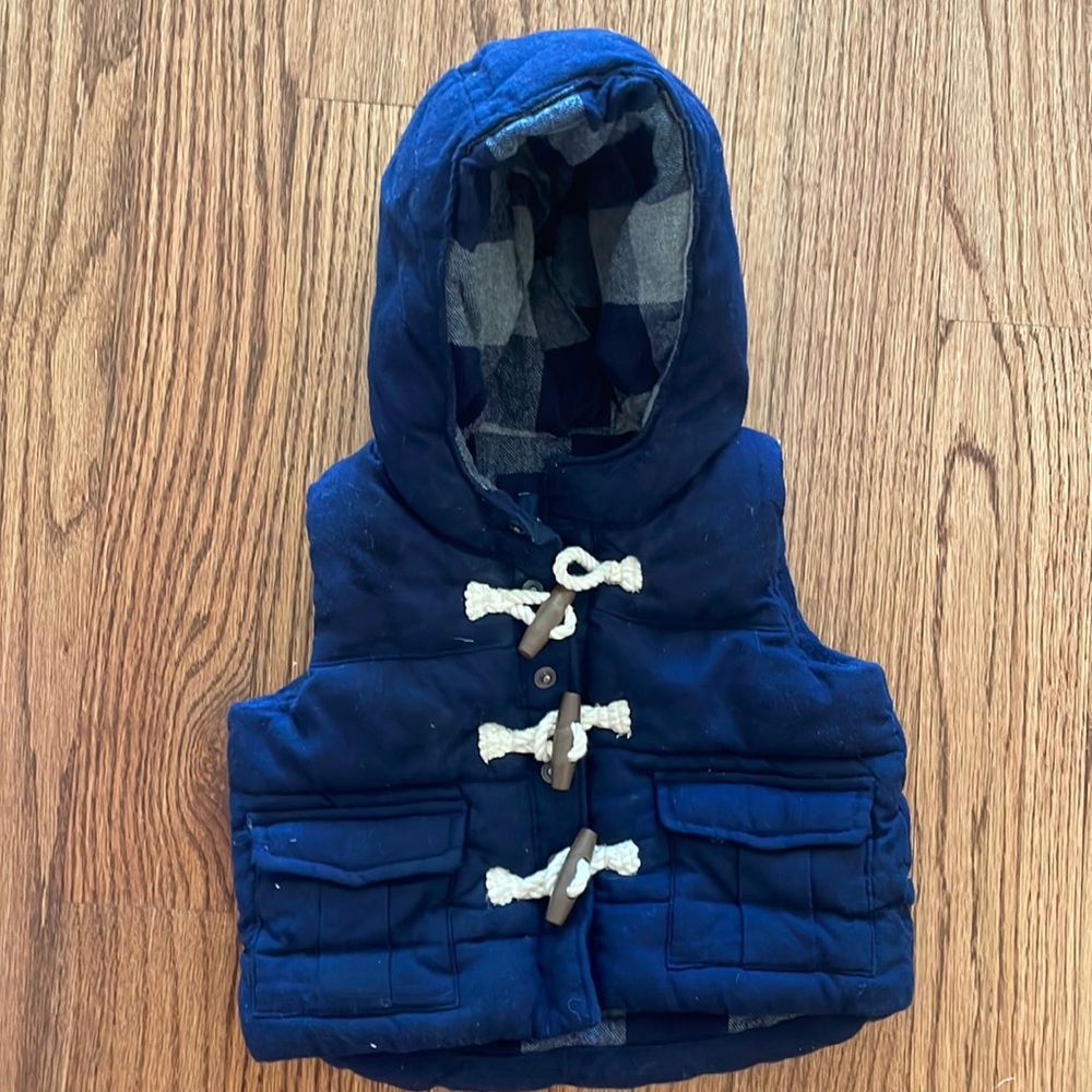 Blue 6-12 month baby Gap puffer vest.